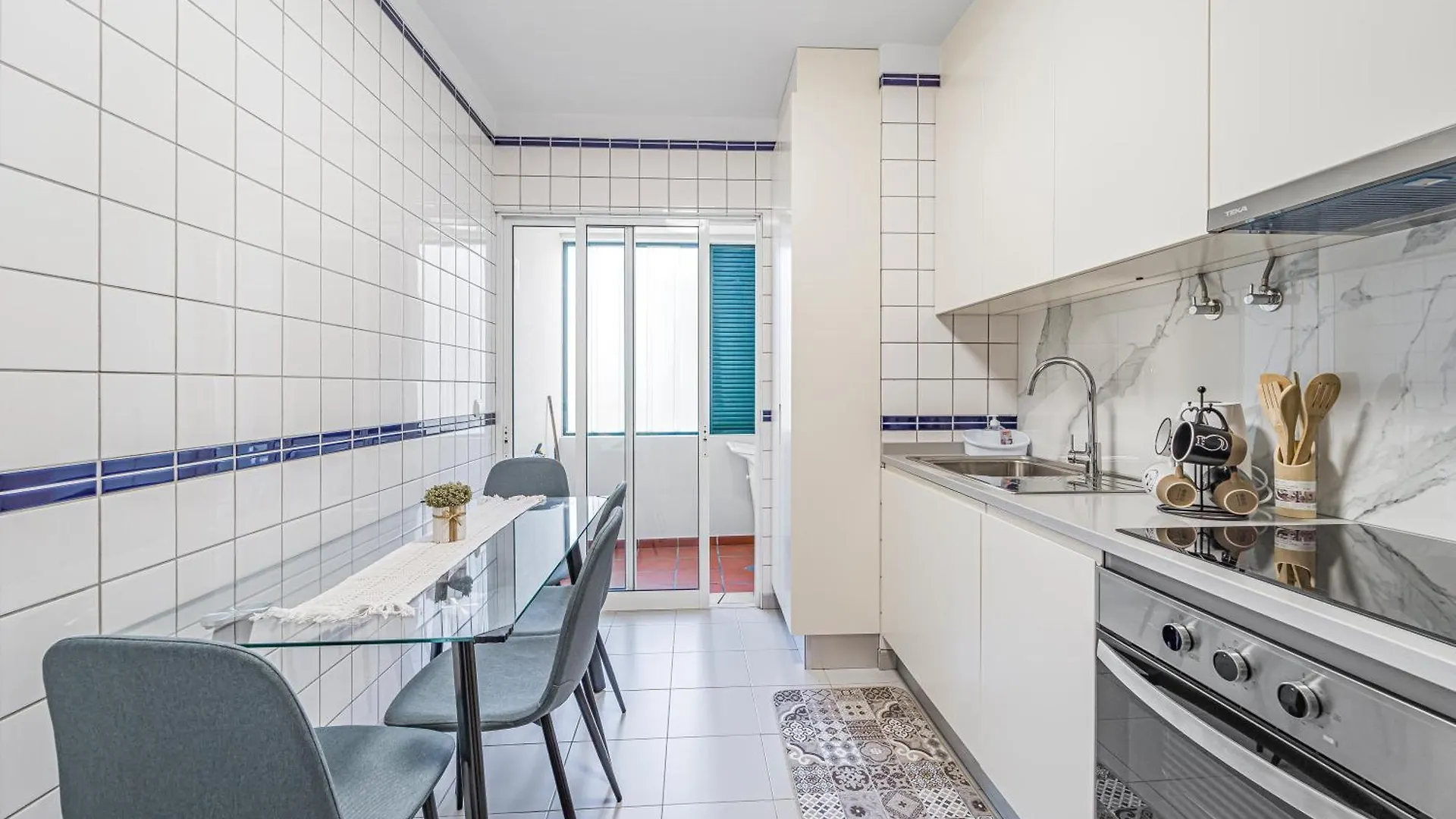 Tulipa Apartment Prime Location Funchal  0*, Funchal (Madeira) Portogallo