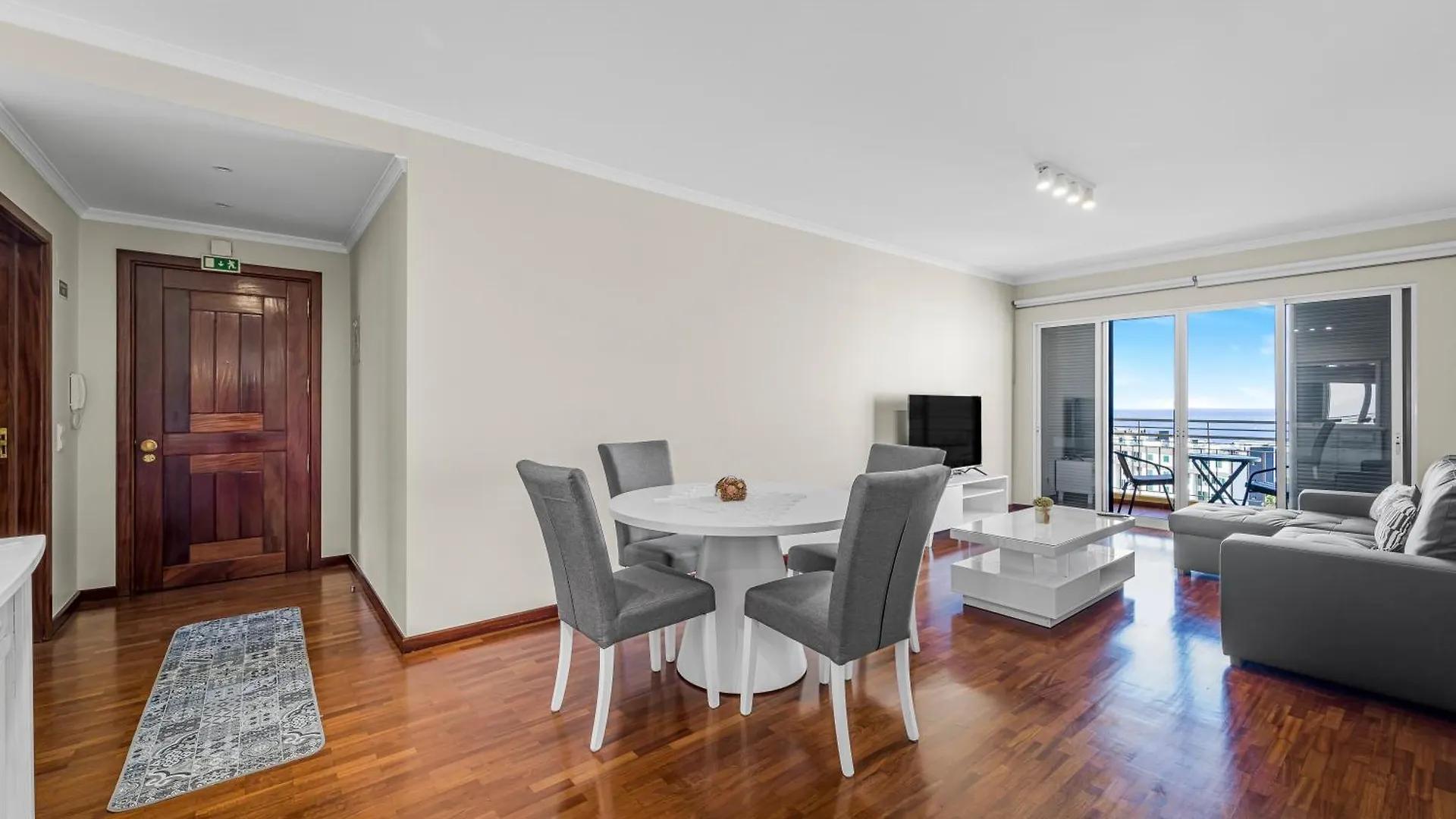 Tulipa Apartment Prime Location Funchal  Portogallo